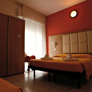 Hotel Marebello ホテル
